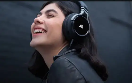 Corsair VIRTUOSO RGB WIRELESS: le cuffie da gaming che fanno la differenza