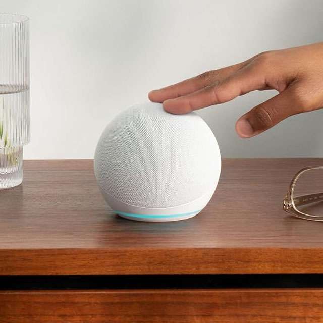 Il design dell'ultimo modello di Echo Dot