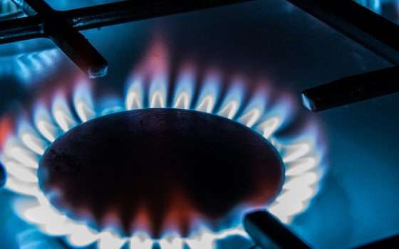 Proteggiti dai rincari in bolletta: blocca il prezzo di luce e gas per un anno