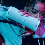Goditi la musica ovunque con lo speaker Bluetooth portatile Sony ULT FIELD 1