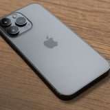 iPhone meno costoso con la stampa 3D in alluminio del telaio?