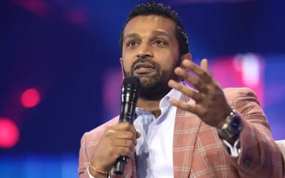 Bucato l'account email del capo FBI: nuova frontiera della cyberwar