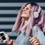 Streaming e vinili spingono la musica: in Italia vale più del cinema