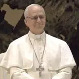 Attenzione ai chatbot: il messaggio del Papa ai genitori