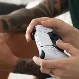 PS5 aumenta di 100 euro: come cambiano i prezzi ufficiali Sony