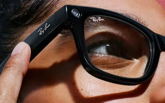 Ray-Ban Meta, video privati visionati per addestrare l'AI