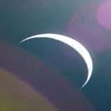 Artemis II: Orion lascia l'orbita terrestre e punta la Luna