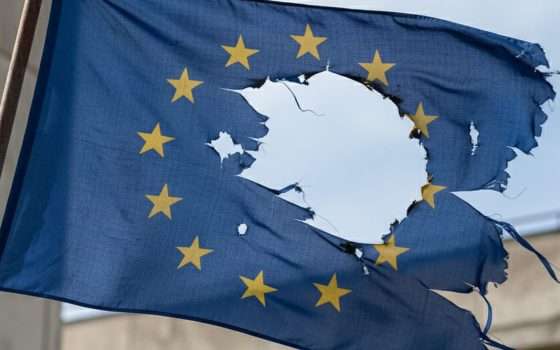 Commissione UE: dettagli sul data breach dell'account AWS