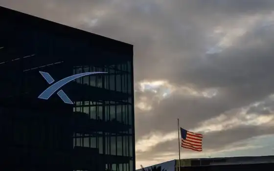 SpaceX vuole produrre le sue GPU e usare il processo Intel 14A