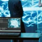 AI e settimana lavorativa di 4 giorni: OpenAI mente sapendo di mentire