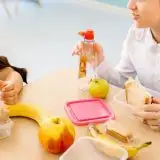 Come mai i giovani che mangiano molta frutta sono a rischio cancro ai polmoni