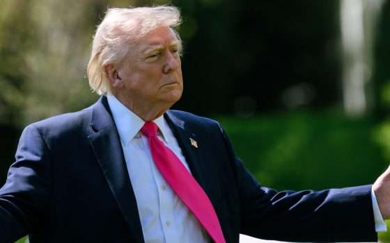 Trump non ha idea di cosa sia Anthropic (o finge bene)