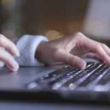 Hosting economico con dominio gratis? C'è Hostinger da soli 2,99€ al mese