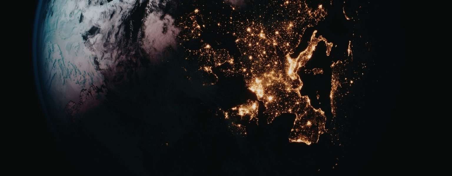 Anteprima: Perché ogni anno la Terra diventa sempre più luminosa di notte