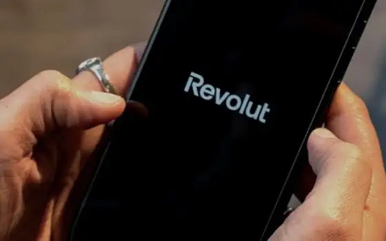 Revolut multata per pratiche commerciali scorrette: oltre 11 milioni