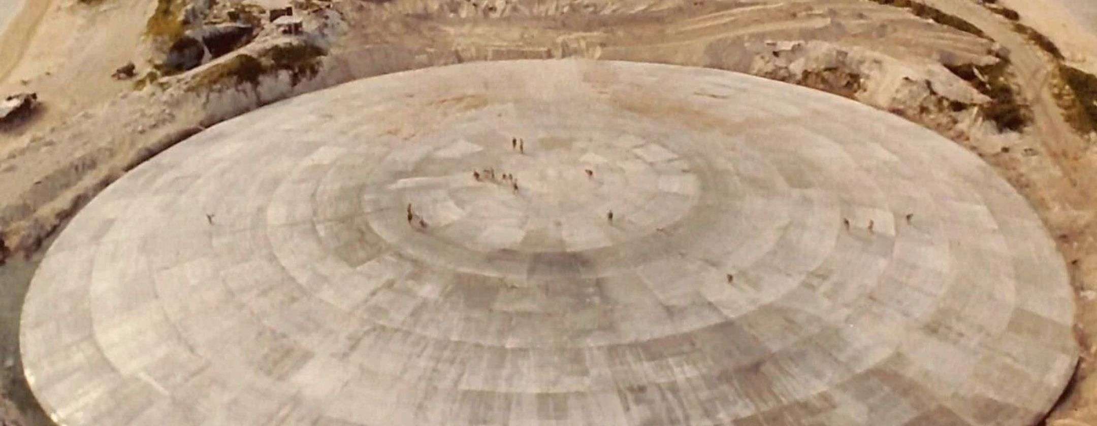 tomba-radioattiva-rompendo-oceano-pacifico