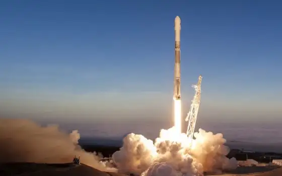 Un razzo Falcon 9 colpirà la Luna il 5 agosto