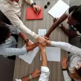 Conto business con Wallester: gratuito, multivaluta e con carte illimitate