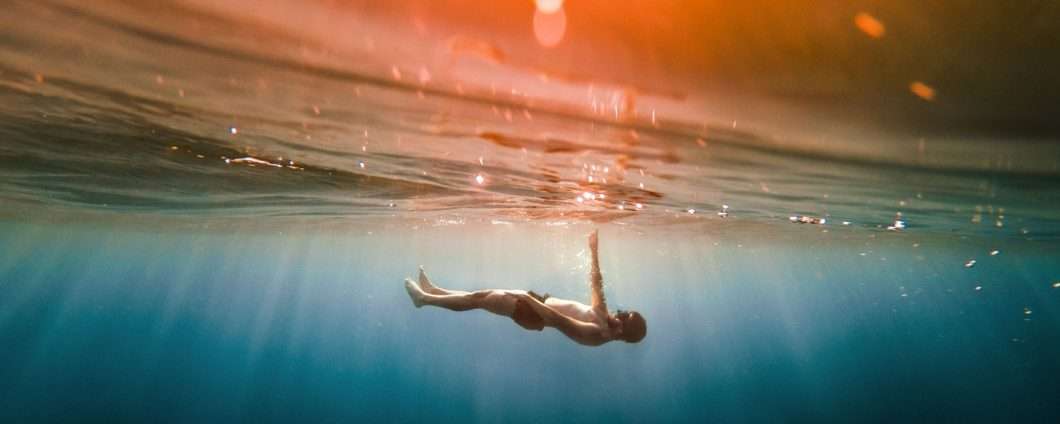 Un ingegnere sostiene che 100 giorni sott'acqua hanno allungato la sua vita di 10 anni