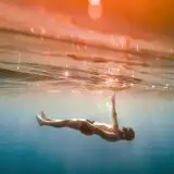 Un ingegnere sostiene che 100 giorni sott'acqua hanno allungato la sua vita di 10 anni
