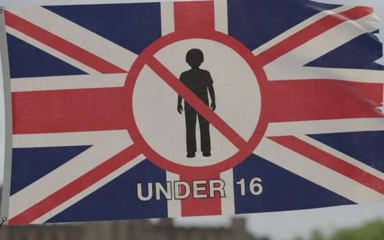 Social media: ban per under 16 anche nel Regno Unito