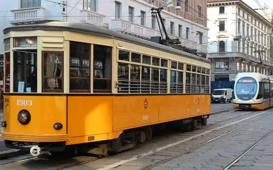 Chat ATM: c'è chi confessa e si scusa, perquisizioni e un indagato