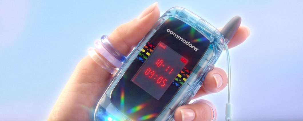 Il flip phone di Commodore che sfida gli smartphone: Callback 8020