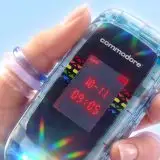 Il flip phone di Commodore che sfida gli smartphone: Callback 8020