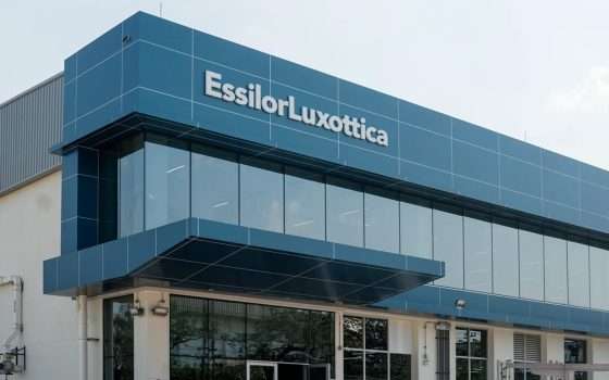 Il boom degli occhiali smart: EssilorLuxottica li produrrà in Italia