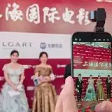 Chi si rivede: HONOR Robot Phone (con un video 480p)
