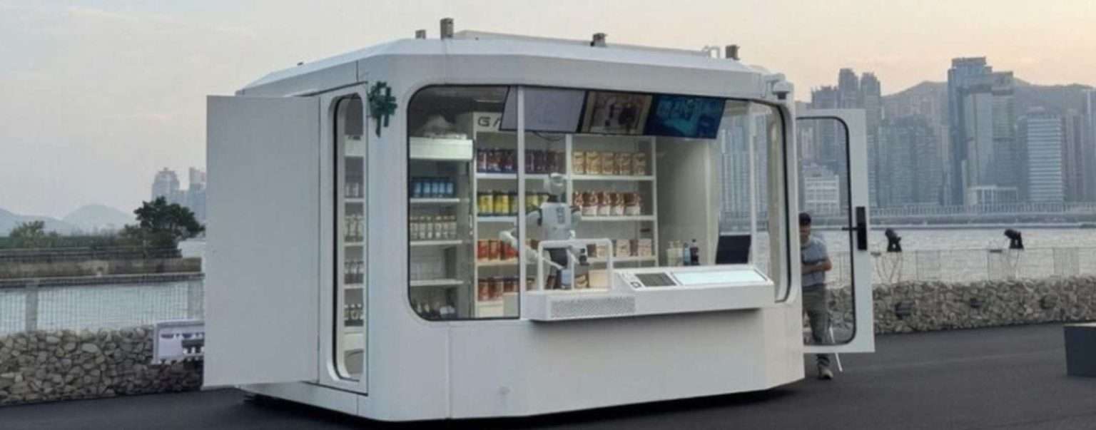 Anteprima: Robot gestisce negozio a Hong Kong, vende snack e medicine