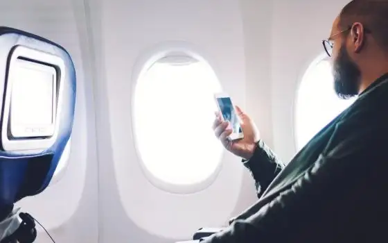 Viaggia in oltre 200 destinazioni sempre connesso e senza roaming con le eSIM Airalo