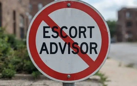 Tutela dei minori: AGCOM ordina blocco di Escort Advisor