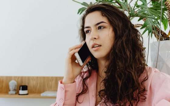 Meno di 6 euro al mese per 300 giga: la nuova offerta di Kena su rete TIM