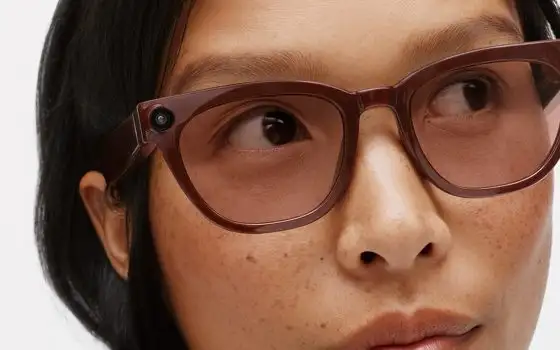 Samsung svela due smart glass con Android XR