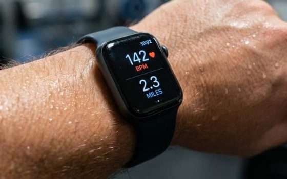 Batterie rimovibili: esenzione per smartwatch e smart glass