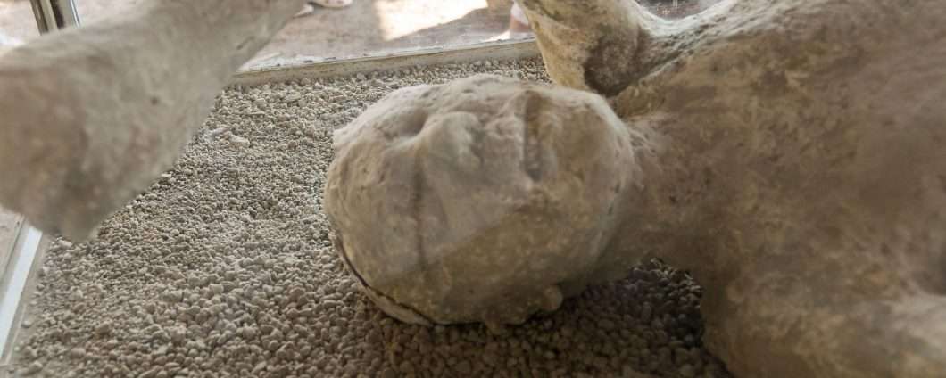 Alcuni corpi di Pompei hanno i denti e c'è una spiegazione per questo