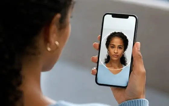 Account Google, arriva il login con un video selfie: come funziona