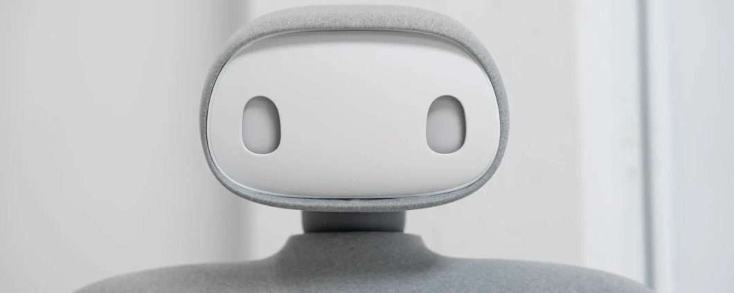 Un robot da 8.000 dollari piega i vestiti e pulisce casa