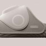 Nike ha presentato le ciabatte smart: connesse, scaldano e vibrano