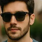 Meta lavora su occhiali AI che registrano tutto il giorno