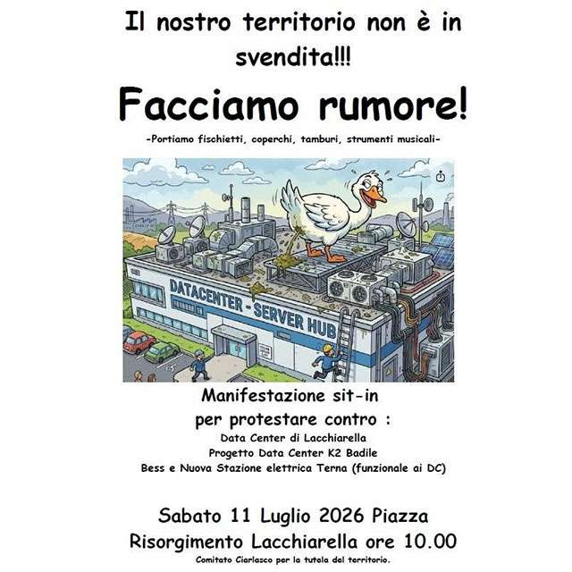 Una locandina per la protesta contro il data center di Lacchiarella