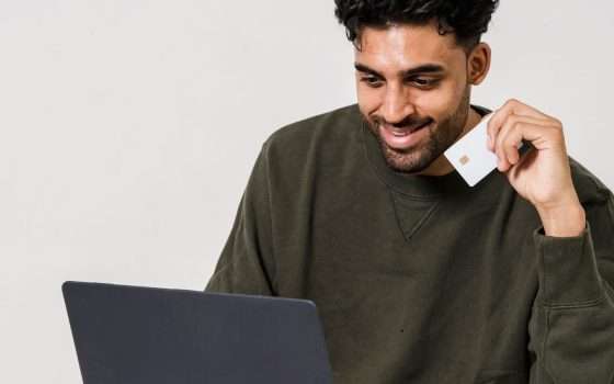 SelfyConto: il conto online che ti fa godere l'estate in tutta trasparenza