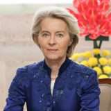 von der Leyen: sono i social ad accedere ai nostri figli