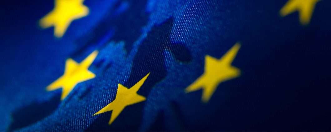 AI Act: le nuove regole UE su chatbot, deepfake e contenuti AI