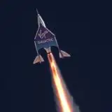 Virgin Galactic: primo volo con il nuovo spazioplano nel 2027