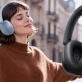 Con le REDMI Headphones Neo ascolti la musica anche in posti affollati