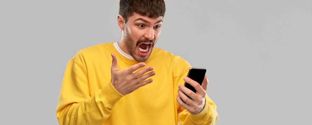Fitbit, l'AI di Google Health sbaglia le calorie: utenti infuriati