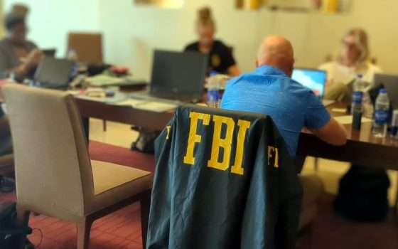 ShinyHunters ha rubato i dati di tutti i dipendenti dell'FBI