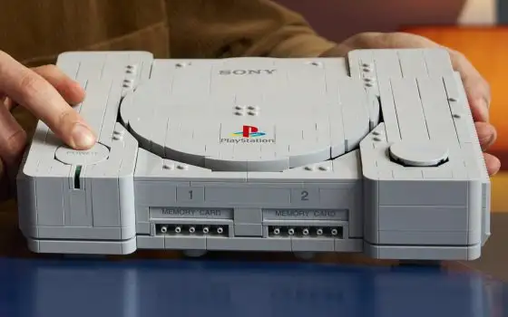 La prima PlayStation torna in versione LEGO, un altro must have